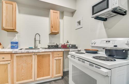 Waterville Apartment | Walkable, Low-Key Waterville Studio with Parking!