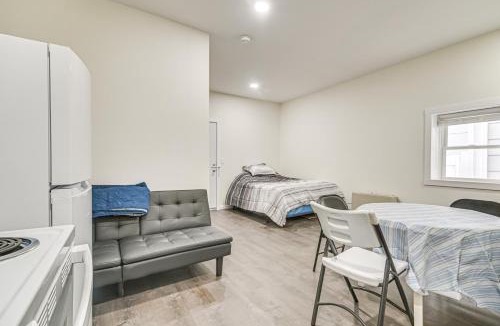 Waterville Apartment | Walkable, Low-Key Waterville Studio with Parking!