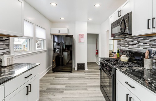 Eastside House | Walkable & Modern! Syracuse Home Near Campus