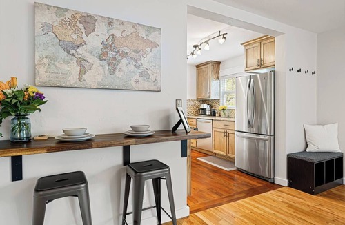 North End House | Walkable North End Home with Free Bikes