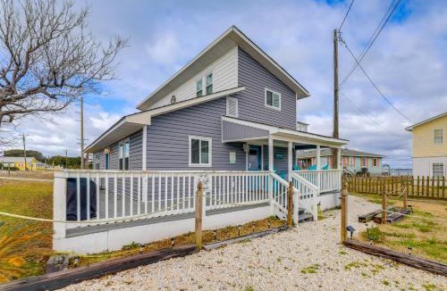 Salter Path House | Walkable & Renovated! Salter Path Retreat w/Deck
