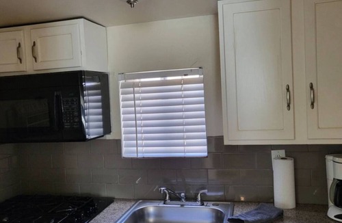Evans Churchill Apartment | Walkable Roosevelt Row/1BR 1BA Downtown Stay