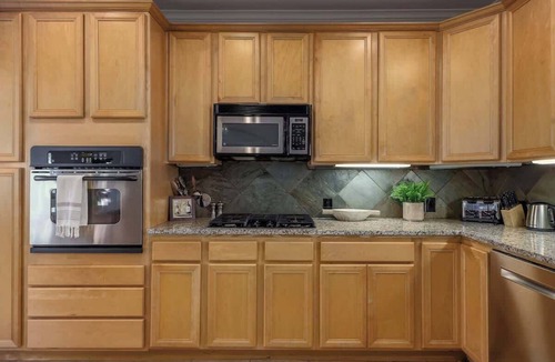 Bouldin House | Walkable South Congress Home + Guest House