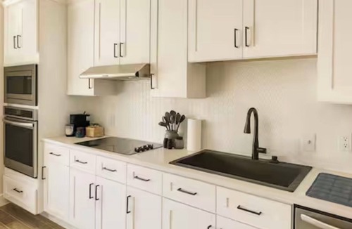 Conroe Apartment | Walkable Studio Retreat