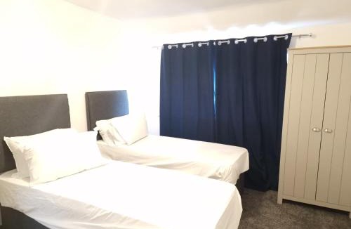 Oldbury Cabin | Walker Lodge