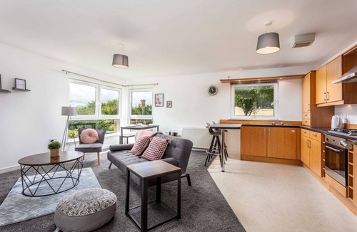 Kilmaurs Apartment | Walker Suite No60 - Donnini Apartments