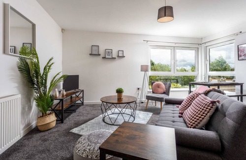 Kilmaurs Apartment | Walker Suite No60 - Donnini Apartments