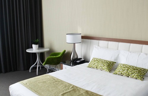 Walkerville Hotel | Walkers Arms Hotel