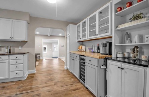 Orchard Park House | Walking Distance to Bills- Firepit | Ping Pong/Bar