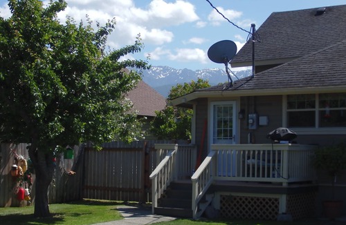 Port Angeles House | Walking Distance to Downtown shopping, food, Ferry, and gateway to the Olympi