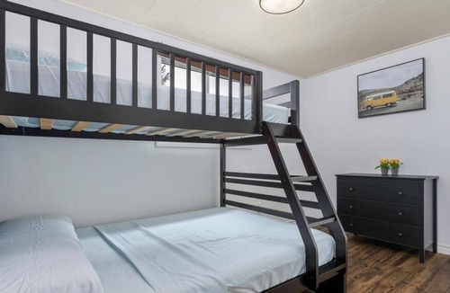 Dorset Cottage | walking distance to beautiful village of Dorset
