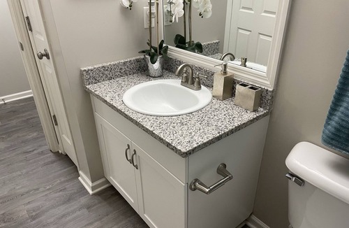 National Hills Apartment | Walking distance to The Masters!