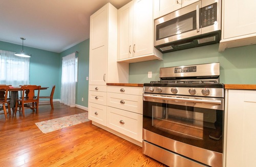 New Buffalo House | Walking Distance to Shops, Beach, Restaurants and Brewery
