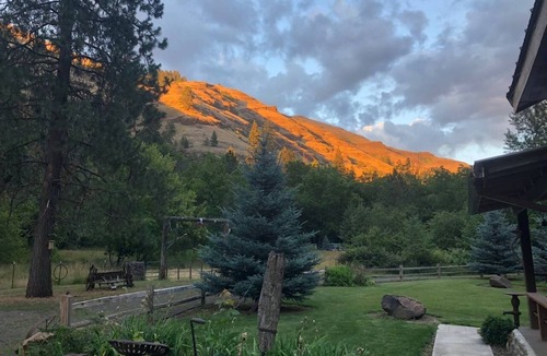 Milton-Freewater House | Walla Walla Riverfront Retreat!