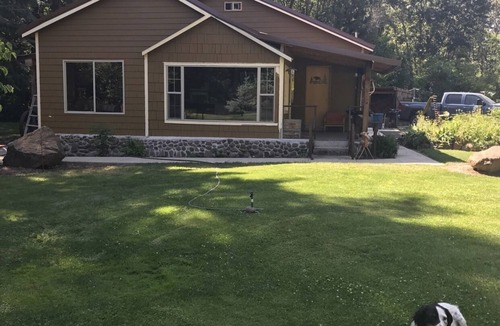 Milton-Freewater House | Walla Walla Riverfront Retreat!