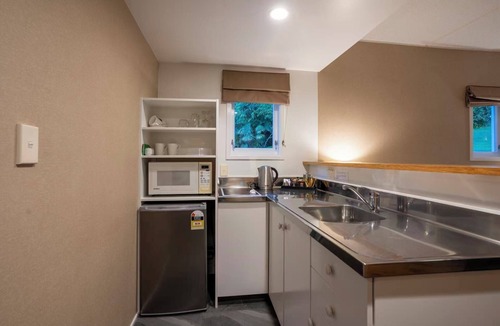 Upper Hutt Hotel | Wallaceville Motor Lodge