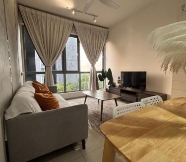 Pelabuhan Klang Apartment | Wallaway2stay Gravit8 Klang 2Room