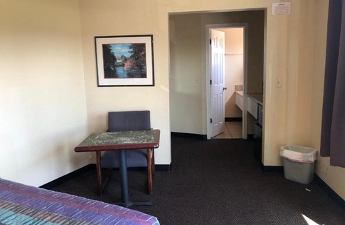 Fremont Hotel | Wallingford Inn