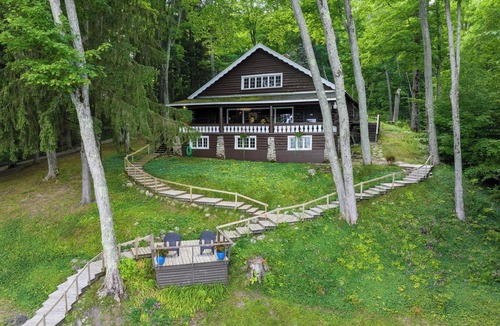 Boyne City Cottage | Walloon Lake Residence on 246' of Private Frontage!