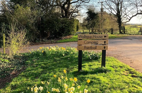 Brackley Cabin | Walltree House Glamping - Cozy Glamping experience