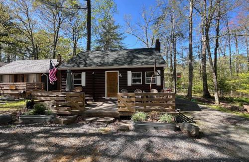 Hawley House | Wally's Cabin