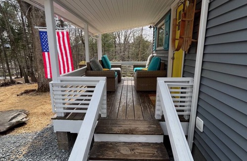 White Mills Cottage | Wally’s Matchbox |New|Hot Tub|Fire Pit|Close 2 All
