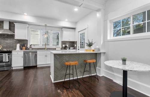 Hanover Place House | Walnut Charming Modern 5BR Home Walkable Kings