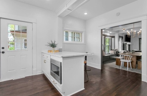 Hanover Place House | Walnut Charming Modern 5BR Home Walkable Kings