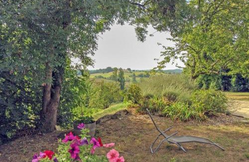 Eymet House | Walnut Gite Sleeps 2 with Terrace