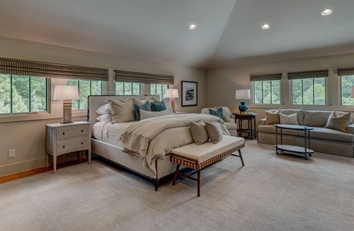 Ellijay Cabin | Walnut Grove 11-BR Lodge: corporate retreats & reunions - on 265 private acres