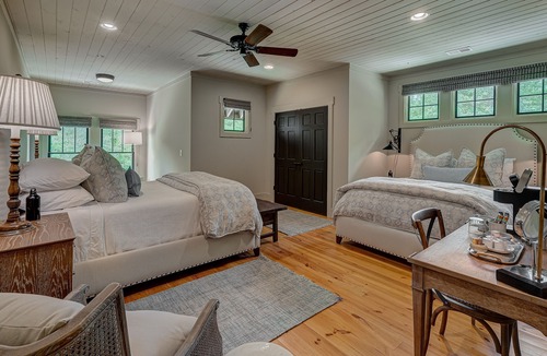 Ellijay Cabin | Walnut Grove 11-BR Lodge: corporate retreats & reunions - on 265 private acres