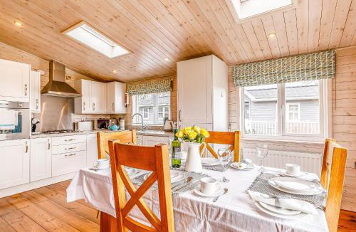 Willington House | Walnut Lodge