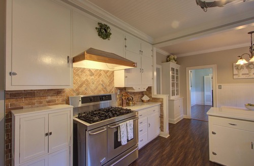 Texarkana House | Walnut Manor - Business Casual - Families Welcome