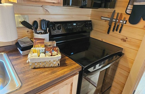 Madison Cabin | Walnut Secluded Cabin at Lost Trails