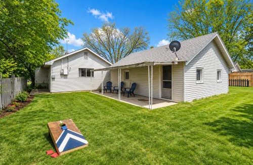 Windsor House | Walnut Street Retreat Downtown, Dog Friendly