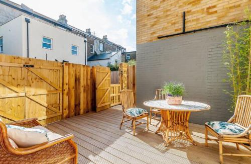 Margate House | Walpole House sleeps 19-24