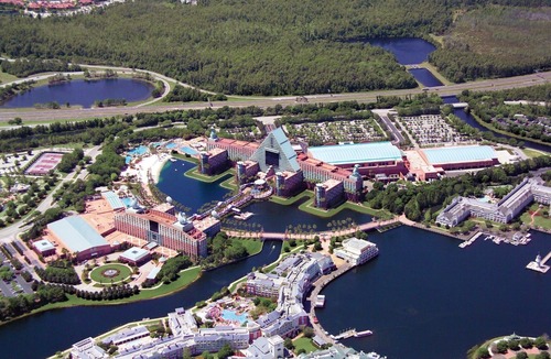 Bay Lake Hotel | Walt Disney World Swan