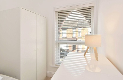 Crewe House | Walthall House - By Sigma Stays