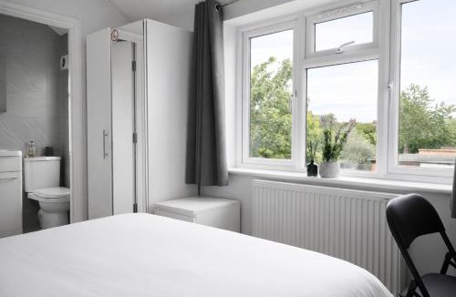 Bushey Hotel | Walton Suites