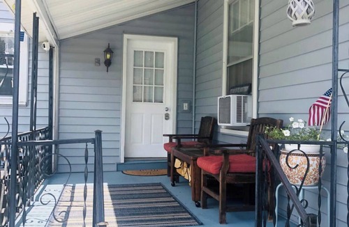 Walton House | Walton Vintage House