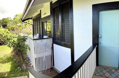 Kahaluu Bay Apartment | Walua Trail Oceanview Hideaway:A/C/W/D/Parking