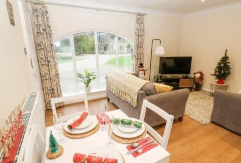 Walworth House | Walworth Castle Cottage