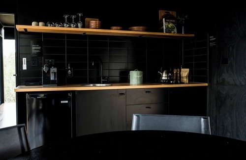 Wyaralong Cabin | Wander in the Scenic Rim