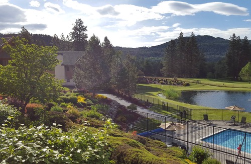 Downtown Leavenworth Condo | Wander into the Wonderland