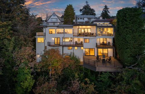 Gatewood House | Wander West Seattle