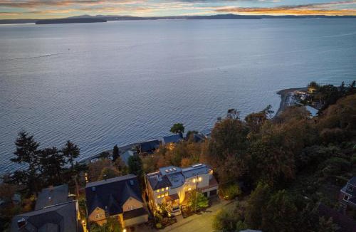 Gatewood House | Wander West Seattle