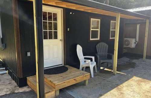 Betsy Layne Cabin | Wanderers Oasis