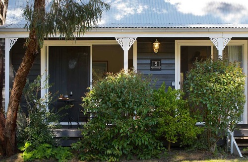 Daylesford Cottage | Wanderlust @ Bodhi 3 bedroom