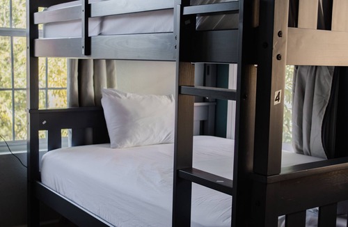 South Central Houston Hostel | Wanderstay Houston Hostel