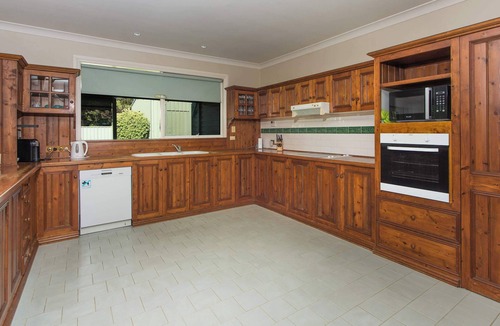 Echuca House | Wandew - Echuca Holiday Homes